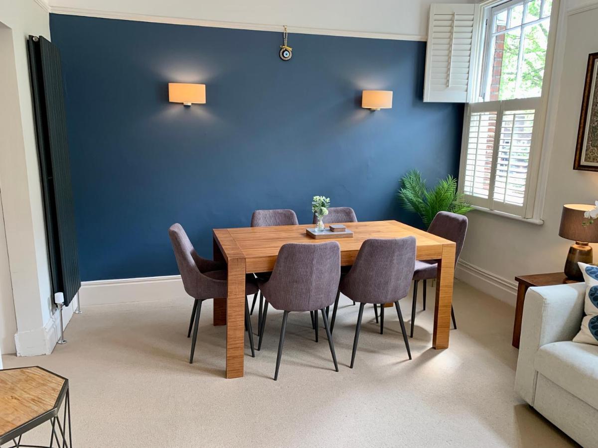 Lovely Newly Refurbished Apartment In Battersea London Eksteriør billede
