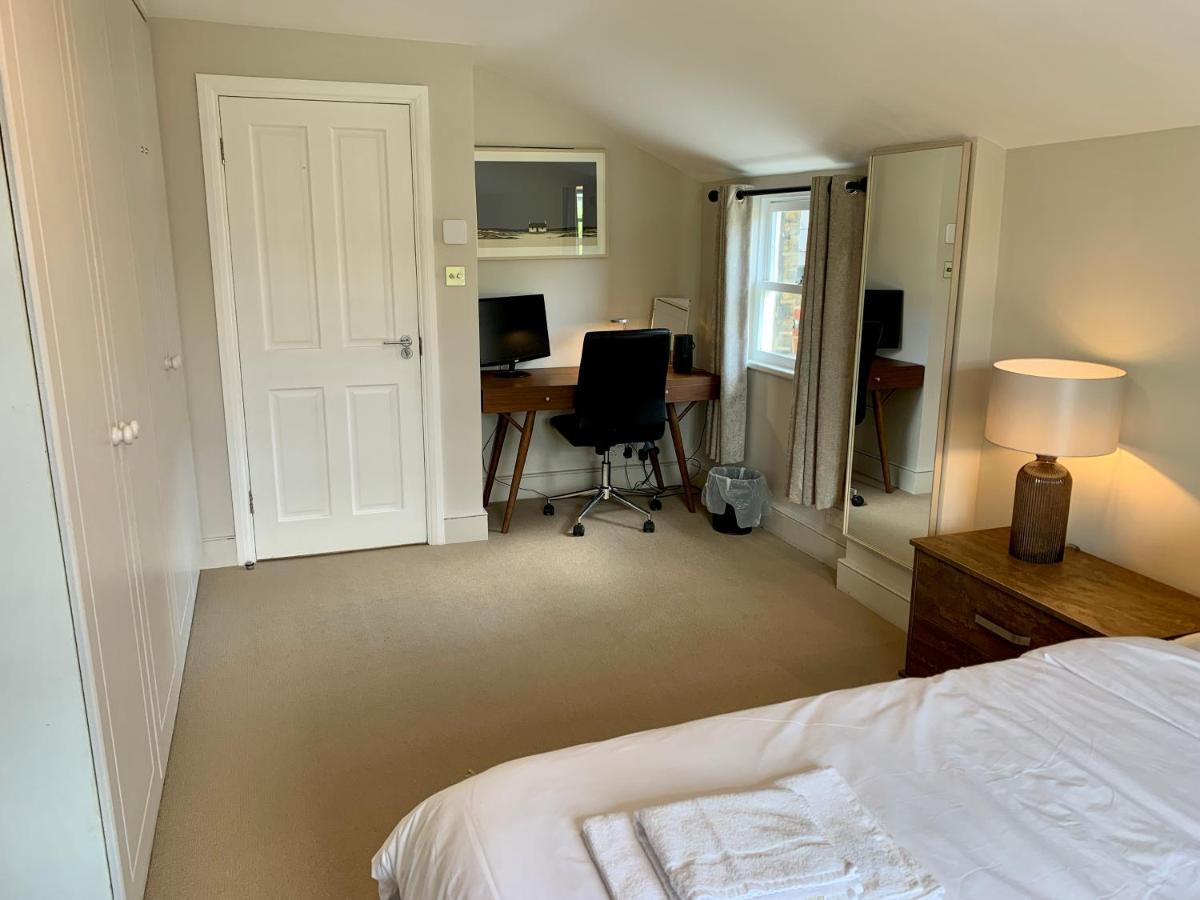 Lovely Newly Refurbished Apartment In Battersea London Eksteriør billede